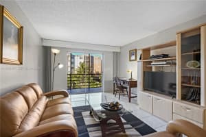 4670 W 13th Ln 309 Hialeah, FL 33012 - MLS#A11943967