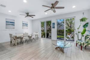 4923 Nw 48th Ter Tamarac, FL 33319 - MLS#A11943969