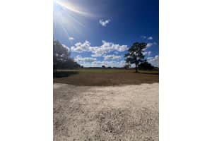 1525 Hendry Isles Blvd Clewiston, FL 33440 - MLS#A11943971