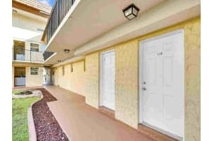 8600 Sw 109th Ave 4-101, Miami