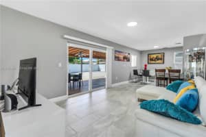 17800 Nw 37 Th Ave Miami Gardens, FL 33056 - MLS#A11943990