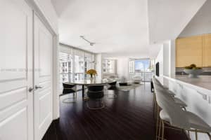 350 Se 2nd St 870, Fort Lauderdale