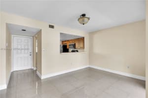 MLS# A11944102, Homestead, Florida 33035