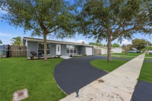 9771 Nw 24th Pl Sunrise, FL 33322 - MLS#A11944131