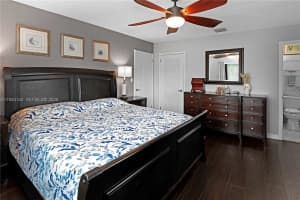 1247 Washington St Hollywood, FL 33019 - MLS#A11944144