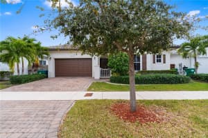 15102 Sw 177th Ter Miami, FL 33187 - MLS#A11944178