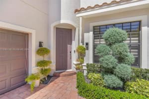 10185 Cameilla St Parkland, FL 33076 - Off Market