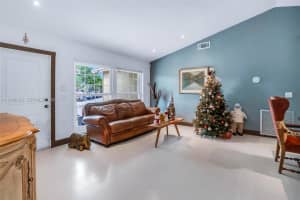 8330 Nw 3rd St Pembroke Pines, FL 33024 - MLS#A11944199