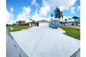 357 Ne Gulfstream Ave - Port Saint Lucie, FL 34983 - MLS#A11944226