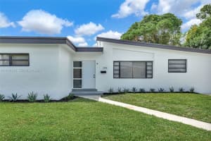 1918 Nw 185th St, Miami Gardens