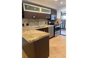 118 Wimbledon Lake Dr Plantation, FL 33324 - MLS#A11944242