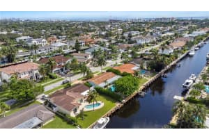 2530 Ne 48th St, Lighthouse Point