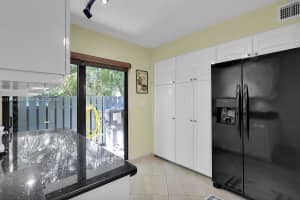 87200 Overseas Hwy APT M2, Islamorada, FL 33036, - MLS#A11944303