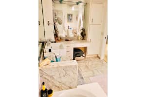 1905 N Ocean Blvd 8e Fort Lauderdale, FL 33305 - MLS#A11944306