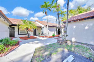 15217 SW 46th Ln, Miami, FL 33185, Sold 02/27/26