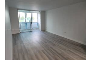 2931 E Sunrise Lakes Dr 205 Sunrise, FL 33322 - MLS#A11944354