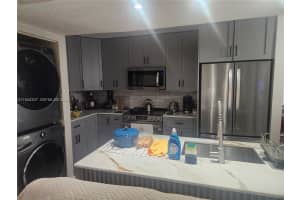 8019 Nw 15th Mnr 8019 Plantation, FL 33322 - MLS#A11944357