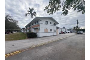 4444 Sw 67th Ave 6, Miami