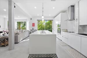 11372 Nw 72nd Ter Doral, FL 33178 - MLS#A11944368