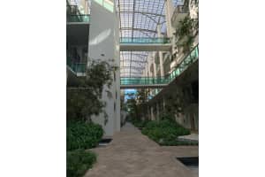 6000 Collins Ave Unit 136, Miami Beach