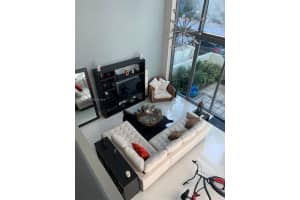 6000 Collins Ave Unit 136 Miami Beach, FL 33140 - MLS#A11944382