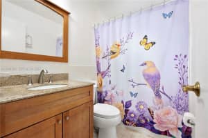 5011 Nw 51st St Tamarac, FL 33319 - MLS#A11944394