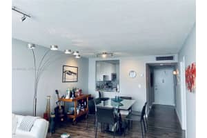 2300 Park Ln 201 Hollywood, FL 33021 - MLS#A11944402