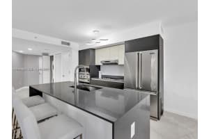 9821 E Bay Harbor Dr 302, Bay Harbor Islands