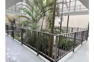 8951 N New River Canal Rd 2d Plantation, FL 33324 - MLS#A11944425