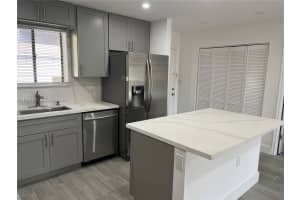 9539 Sw 1st Ct 9539 Coral Springs, FL 33071 - MLS#A11944427