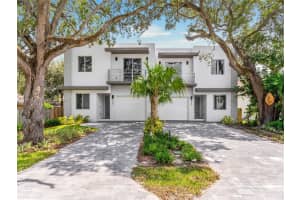 830 Sw 30th St Fort Lauderdale, FL 33315 - MLS#A11944434