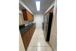 8401 Nw 8th St 102, Miami