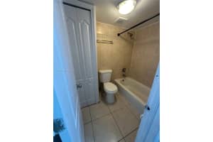 8401 Nw 8th St 102 Miami, FL 33126 - MLS#A11944458