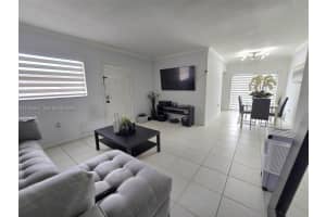 1265 W 24th St 201 Hialeah, FL 33010 - MLS#A11944501