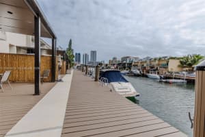 3920 Ne 168th St 4 North Miami Beach, FL 33160 - MLS#A11944515