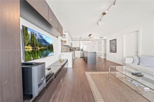 401 Ocean Dr 523 Miami Beach, FL 33139 - MLS#A11944626