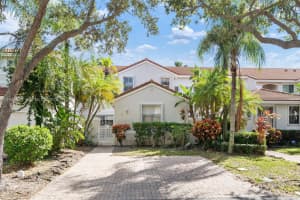 1551 Seagrape Way Hollywood, FL 33019 - MLS#A11944645