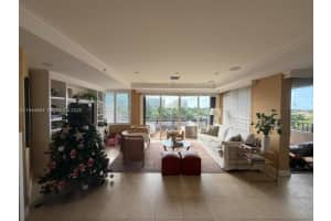 201 Crandon Blvd 508 Key Biscayne, FL 33149 - MLS#A11944684