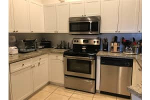 814 San Remo Dr Weston, FL 33326 - MLS#A11944740