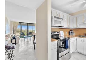 20400 W Country Club Dr 817 Aventura, FL 33180 - MLS#A11944753