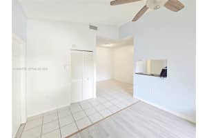 2331 Nw 96th Ter 17l Pembroke Pines, FL 33024 - MLS#A11944758