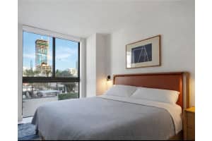 11 Ne 6th 1210, Miami