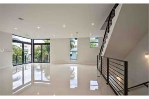 909 Ne 16th Ter 6 Fort Lauderdale, FL 33304 - MLS#A11944791