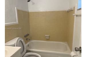 75 Fairway Dr 10w Miami Springs, FL 33166 - MLS#A11944793