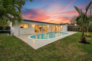 4940 Sw 87th Ct, Miami