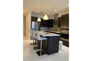 10220 Nw 63rd Ter 221 Doral, FL 33178 - MLS#A11944839