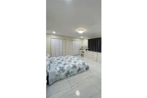 5740 Sw 57th Way Davie, FL 33314 - MLS#A11944859