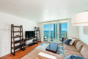 1155 Brickell Bay Dr 3403 Miami, FL 33131 - MLS#A11944864