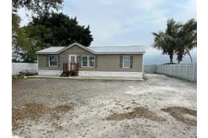 1122 Johnson Rd Clewiston, FL 33440 - MLS#A11944889