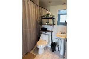 865 Collins Ave 305 Miami Beach, FL 33139 - MLS#A11944892